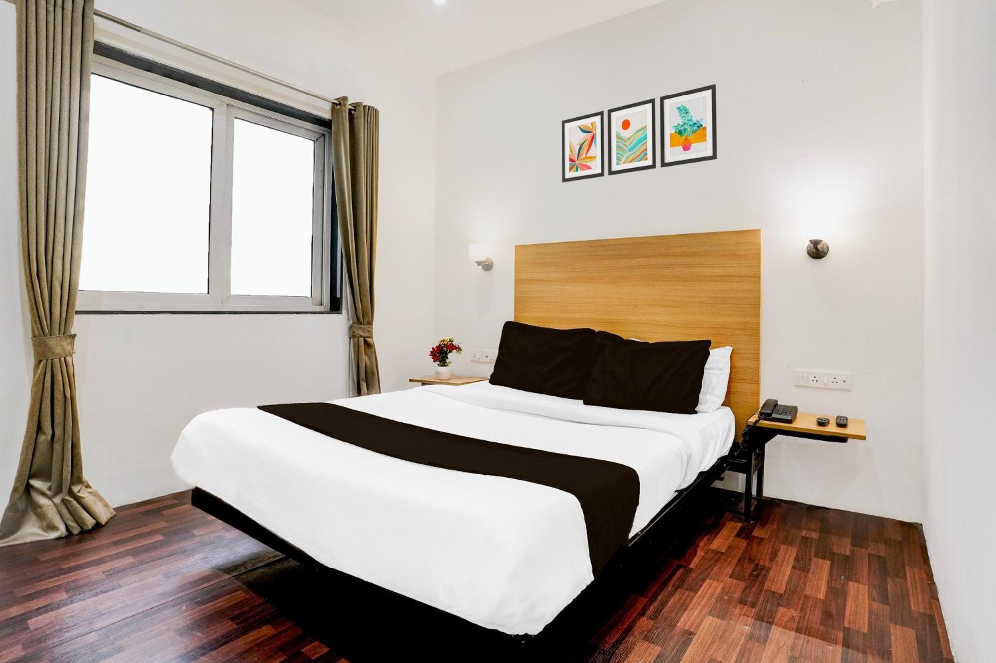 Super Townhouse Pbg Mall Vashi Turambhe エクステリア 写真