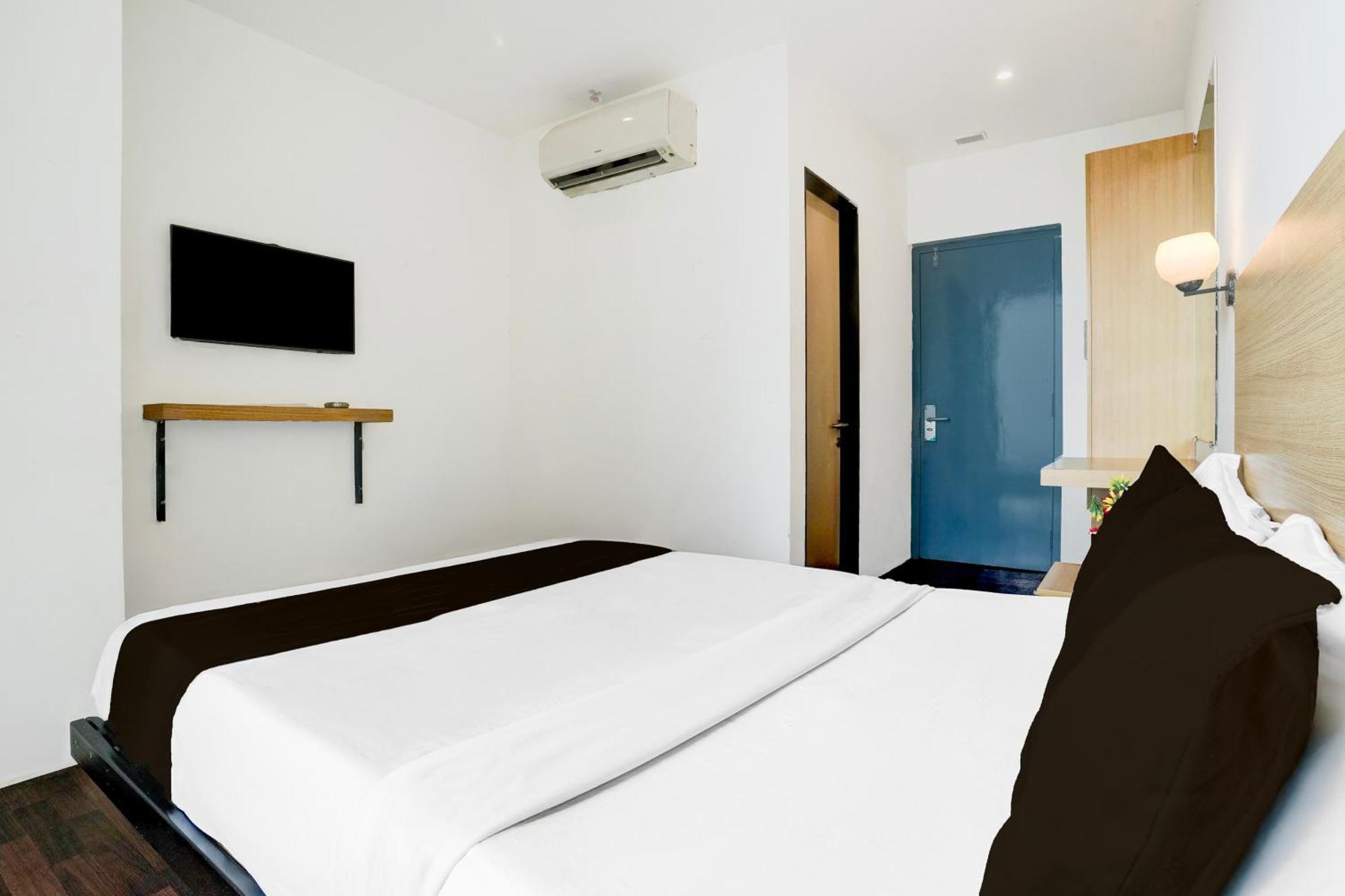 Super Townhouse Pbg Mall Vashi Turambhe エクステリア 写真